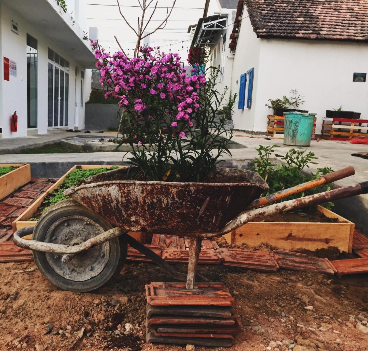 Kontum Home Sweet Homestay Kon Tum Экстерьер фото